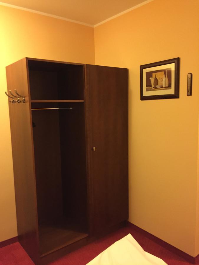 Virgo B&B Biznes רומיה מראה חיצוני תמונה