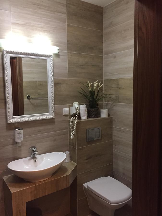 Virgo B&B Biznes רומיה מראה חיצוני תמונה