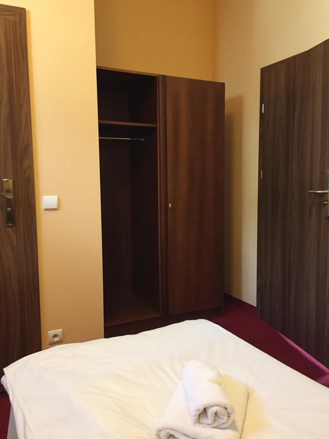 Virgo B&B Biznes רומיה מראה חיצוני תמונה